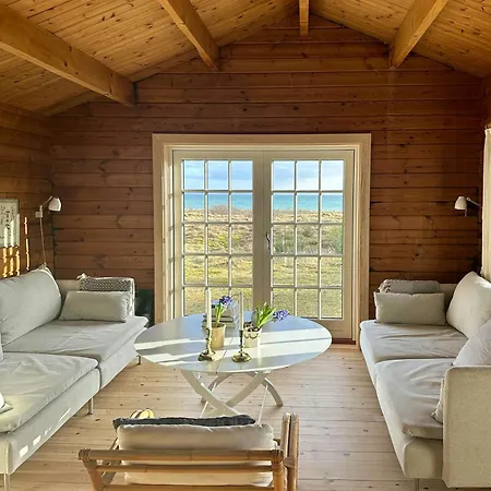 Nyaraló Log House In The First Row At The Sejero Bay Tjørneholm